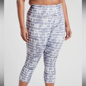 Athleta Elation Printed Capri Tight Tie Dye Size 3X